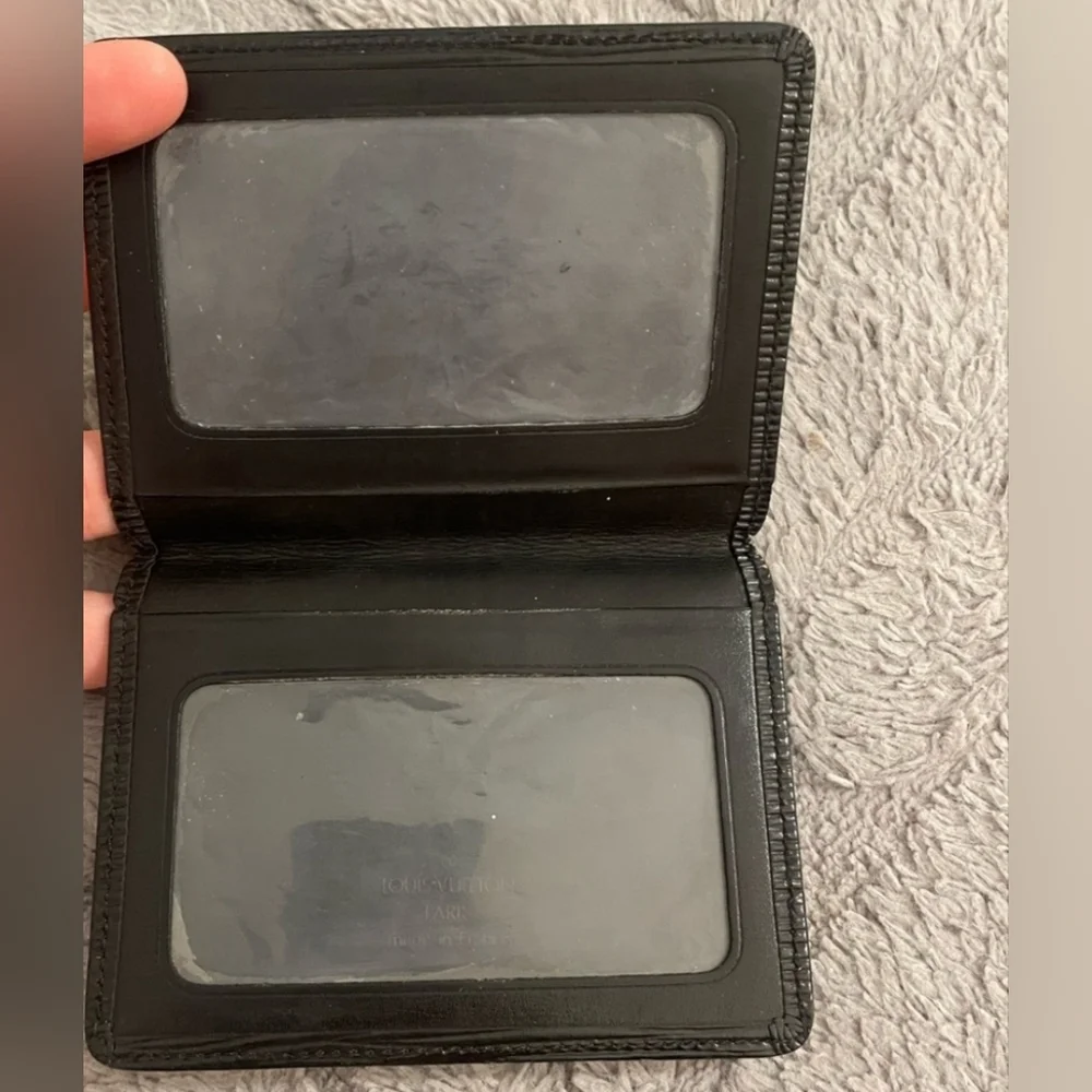Louis Vuitton Epi Leather Black Card Holder  EUC - Picture 2 of 11